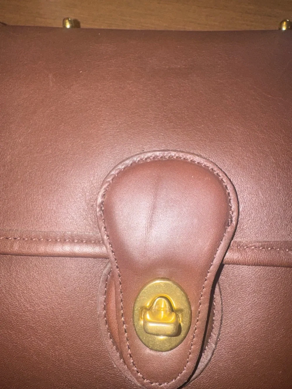 Classic Coach Willis Bag (Style #9927) Vintage - Make that Offer! It Still New! - Picture 9 of 14